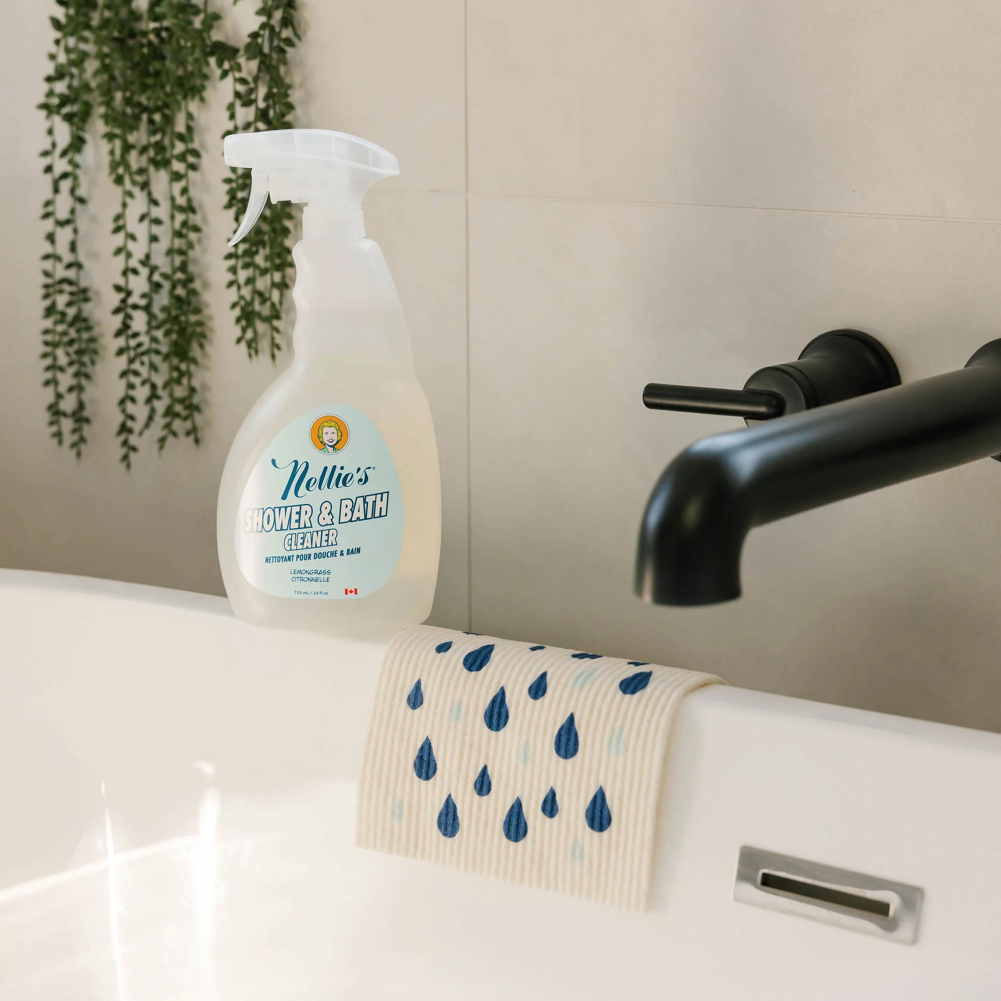 Shower & Bath Cleaner - Image 3